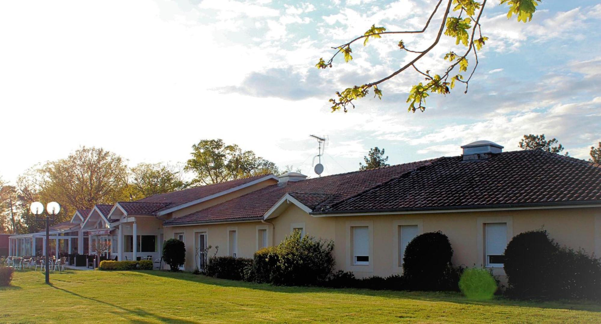 Au P'Tit Creux Des Landes Hotel Ychoux Exterior foto